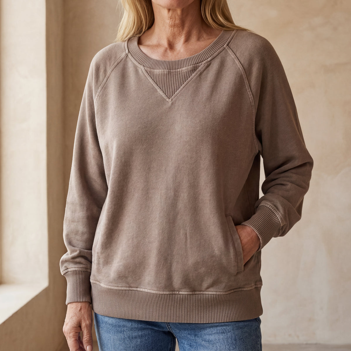 VIOLA - Ribbed Accent Pocketed Pullover